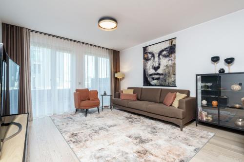 One-Bedroom Apartment with Terrace image 6