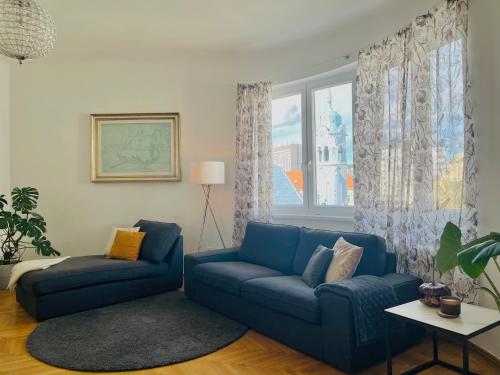 Blue Church views Bezrucova - 3 bedrooms sleeps 6, Bratislava (Foto 2)