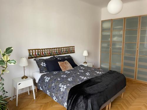 Blue Church views Bezrucova - 3 bedrooms sleeps 6, Bratislava (Foto 6)