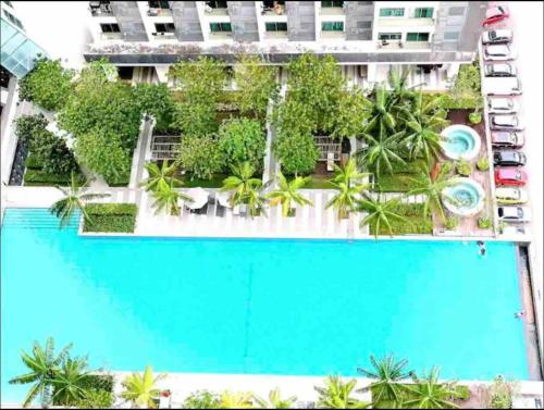 Cozy cybersquare (2-5pax) 2BR & 2Bath (13A-13)