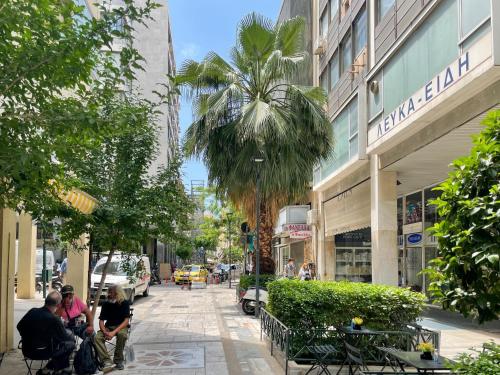 Athens industrial design apt 5 min from Metro