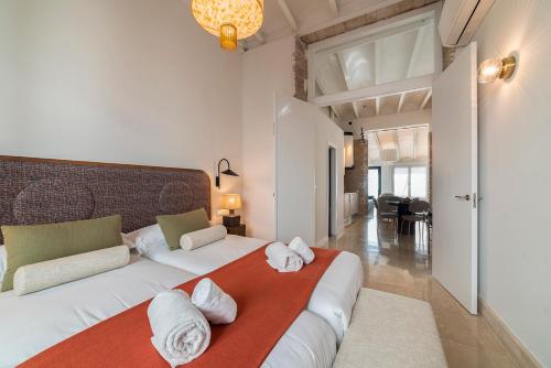 Deluxe Apartment image 2