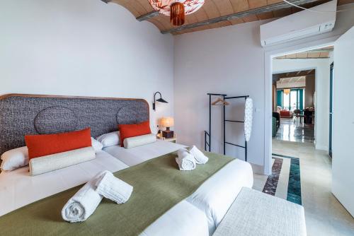 Deluxe Apartment image 1