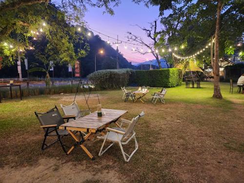 Restaurant, Mountain View Suite 3BR, The Valley Khaoyai in Khao Yai
