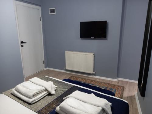 Double Room with Private Bathroom image 10