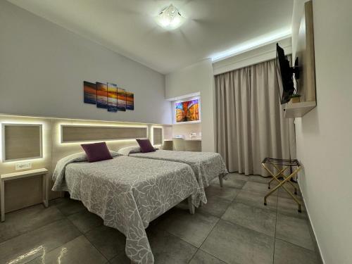 Standard Double or Twin Room with Balcony room in B&B Holiday Tropea