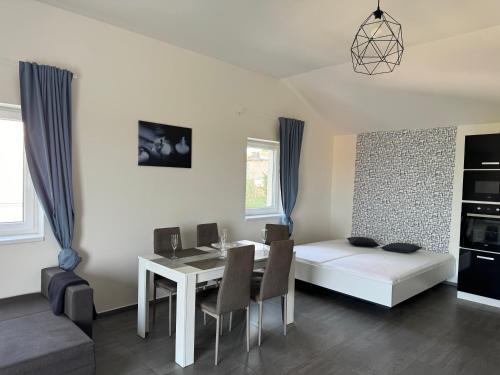 Apartmán byt 75m2 klid příroda pro rodinu, Прага (фото 9)