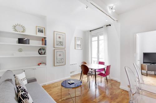 Pick A Flat's Apartment in Saint Germain - Rue de Buci - Location saisonnière - Paris