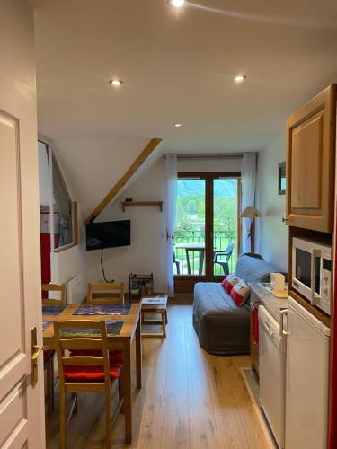 AU COEUR DU GOLF , Giez, proche Lac d' Annecy in Giez