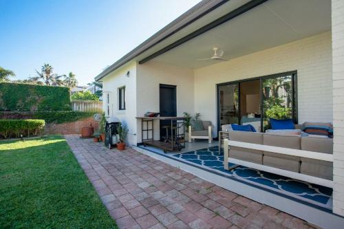 Coastal Tamarama - image 12