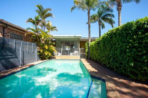 Palm Springs in Collaroy