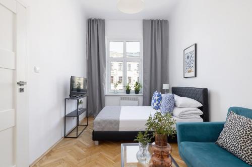 1-Bedroom Apartment - 65 Długa Street, Краков