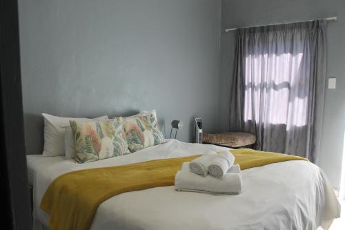 1 queen bed