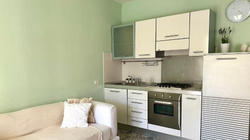 One-Bedroom Apartment image 10