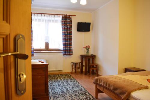 Willa Pasja Room Type - Triple Room with Private Bathroom Willa Pasja Room Type - Triple Room with Private Bathroom