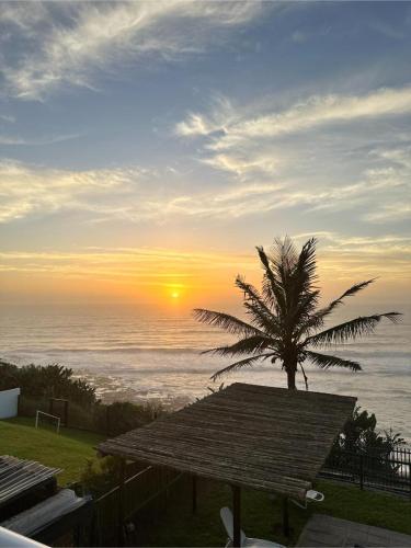 Adam Legacy Beach Villa, Tinley Manor in Dolphin Coast