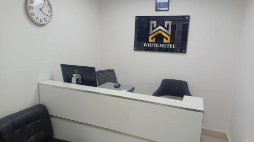 Lobby, WHITE HOTEL in Quetta