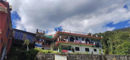 Goroomgo Mount Kailash Homestay - Natural Landscape & Mountain View