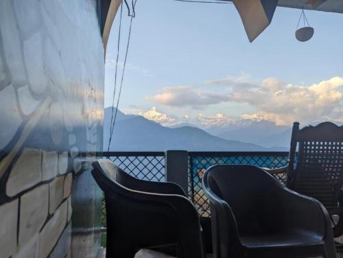 Goroomgo Mount Kailash Homestay - Natural Landscape & Mountain View