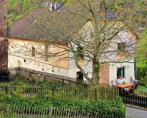 Haus am Burgring in Mürlenbach, Deutschland