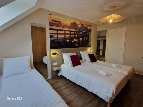Зовнішній вигляд готелю, Hotel Eisenhower in Порт-ен-Бессон-Уппен