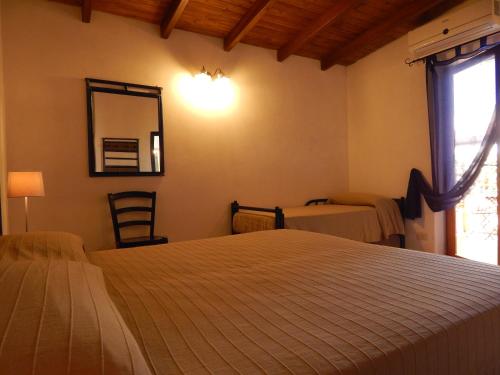 3 twin beds