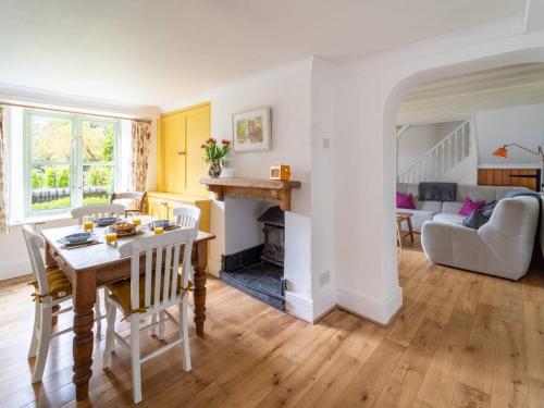 บริการและสิ่งอำนวยความสะดวก, Pass the Keys Unicorn Cottage Rural Cotswold Escape in ซัลฟอร์ด