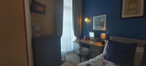 Cranborne Guest Accommodation - image 7