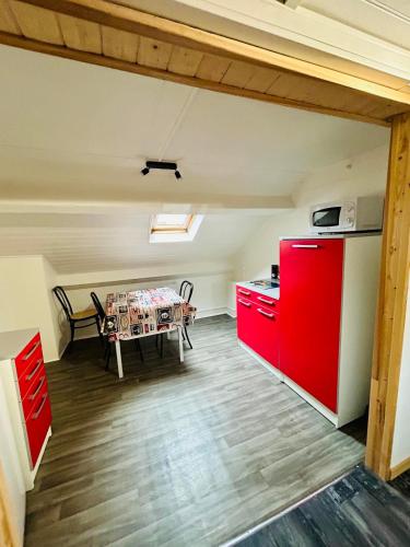 廚房, appartement 2 pieces in 歐里亞克