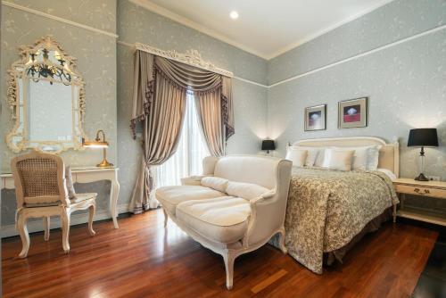Premier Room image 4