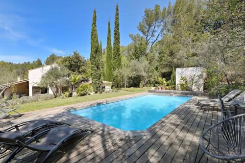 Family cottage with private pool - Location saisonnière - Fuveau