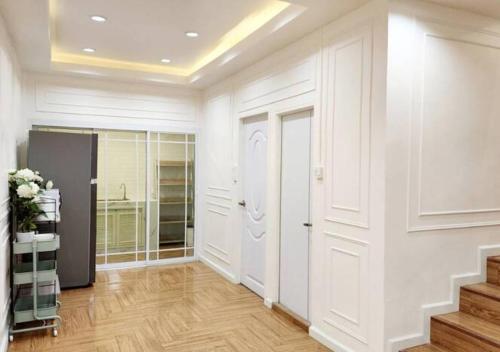 Cozy 4BR Private Home in Sukhumvit near BTS Udomsuk, Bangkok (photo 10)