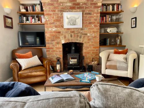 Idyllic cosy cottage close to Oxford and Le Manoir