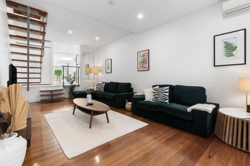 Stunning 3 Bedroom Terrace House in Vibrant Area – khách sạn tại Darlinghurst