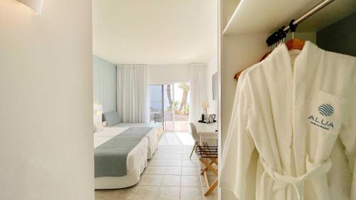 Suite, club, vista sul mare