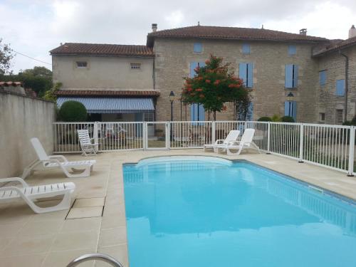 Gite L'ouche de mai gîte à louer Fontaine-Chalendray