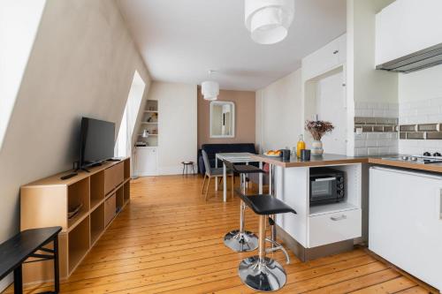 Studio renove centre paris 11 et cosy - 2P - Location saisonnière - Paris