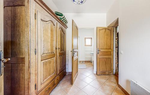 Hotelli välisilme, Stunning Home In Lainsecq With Wifi in Lainsecq