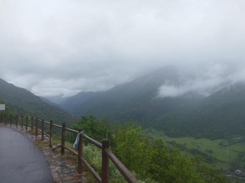 Chateau Montegut dans la vallée des Pyrénées