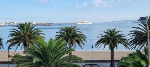 PRECIOSO ATICO CON TERRAZAS FRENTE A LA PLAYA DE SANTA CRISTINA