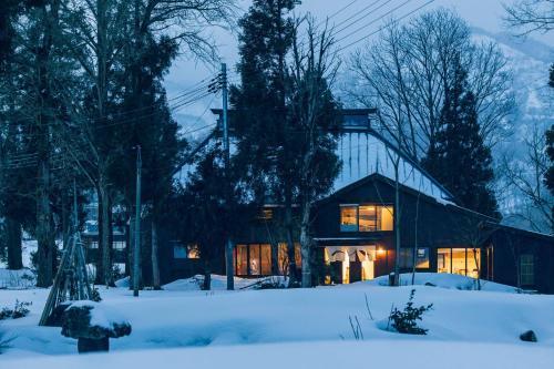 妙高一棟貸し古民家宿　MAHORA西野谷　Myoko Taditional Japanese house 　