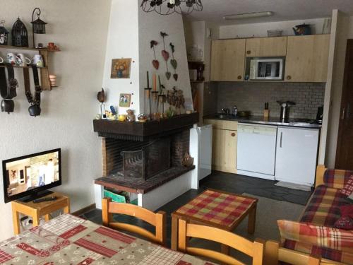 Appartement Châtel, 3 pièces, 6 personnes - FR-1-676-52 - Location saisonnière - Châtel