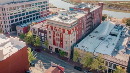 Landing at 99 Front - 2 Bedrooms in Downtown Memphis in Memphis, USA