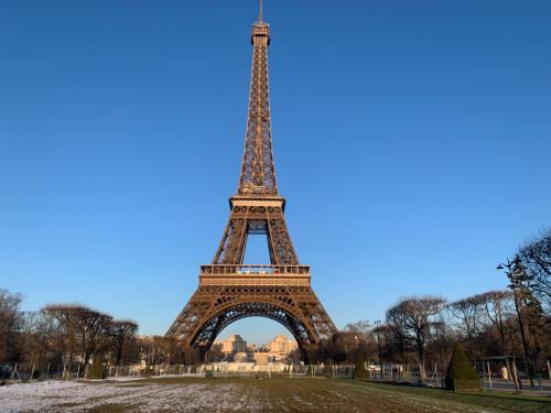 La Tour Eiffel à une minute - Location saisonnière - Paris