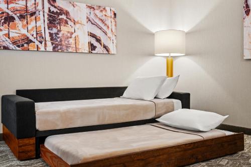 Suite with Two Queen Beds and Trundle Bed