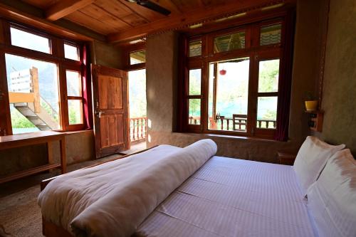 Himalayan Mud Resort