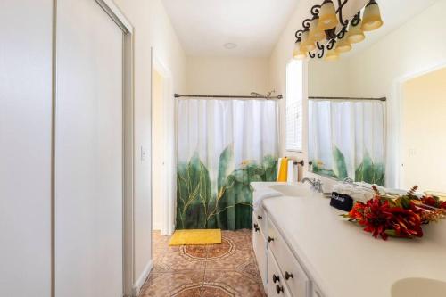 Desert Sun Flower: Private Spa, pool, Golf area in Coachella, USA