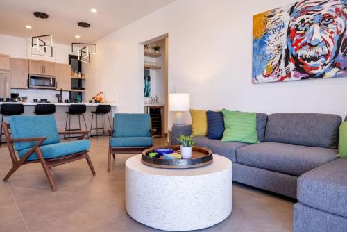 New Oceanfront 2BR Contemporary Condo in Cerritos in El Pescadero, Mexico