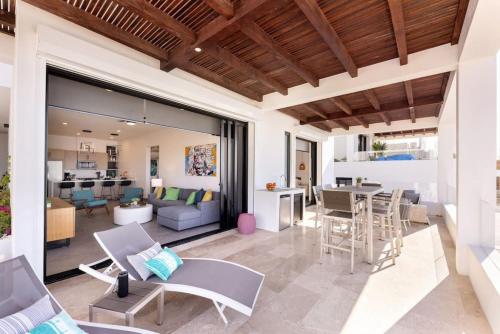 New Oceanfront 2BR Contemporary Condo in Cerritos in El Pescadero, Mexico