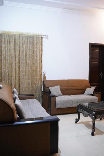 Mohal's House - image 9